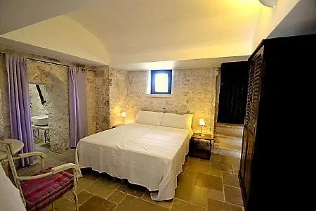 Sleeps 6 Pool *